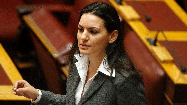 Κεφαλογιάννη: «Οι τουριστικοί προορισμοί κινδυνεύουν με καταστροφή»